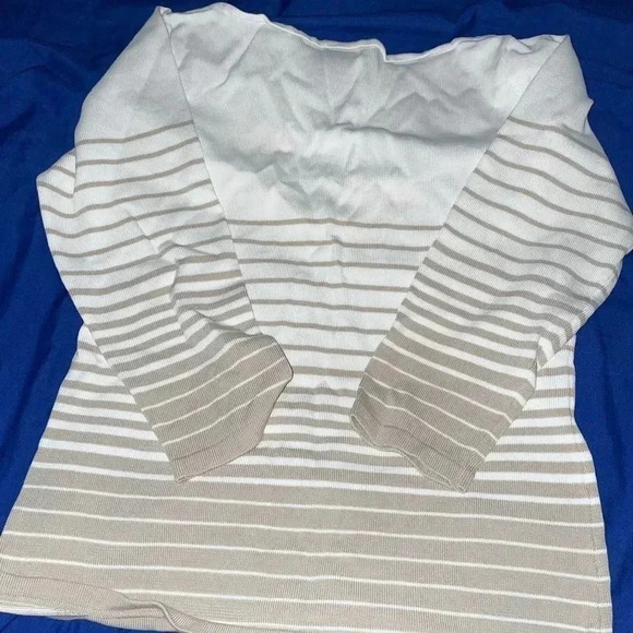 Finite studio size small petite - Picture 2 of 3